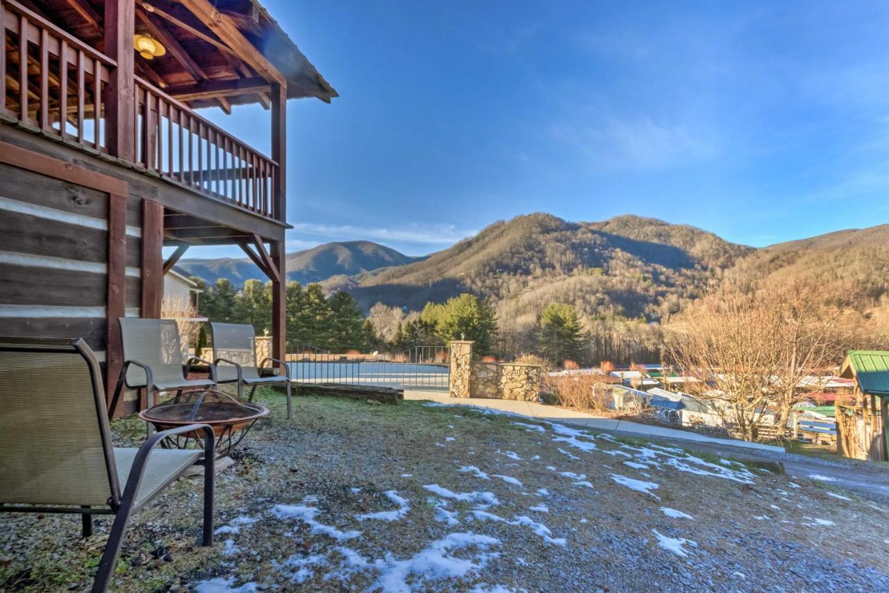 Willa The Cabin At Marys Place With Deck And Mtn Views! Maggie Valley Zewnętrze zdjęcie